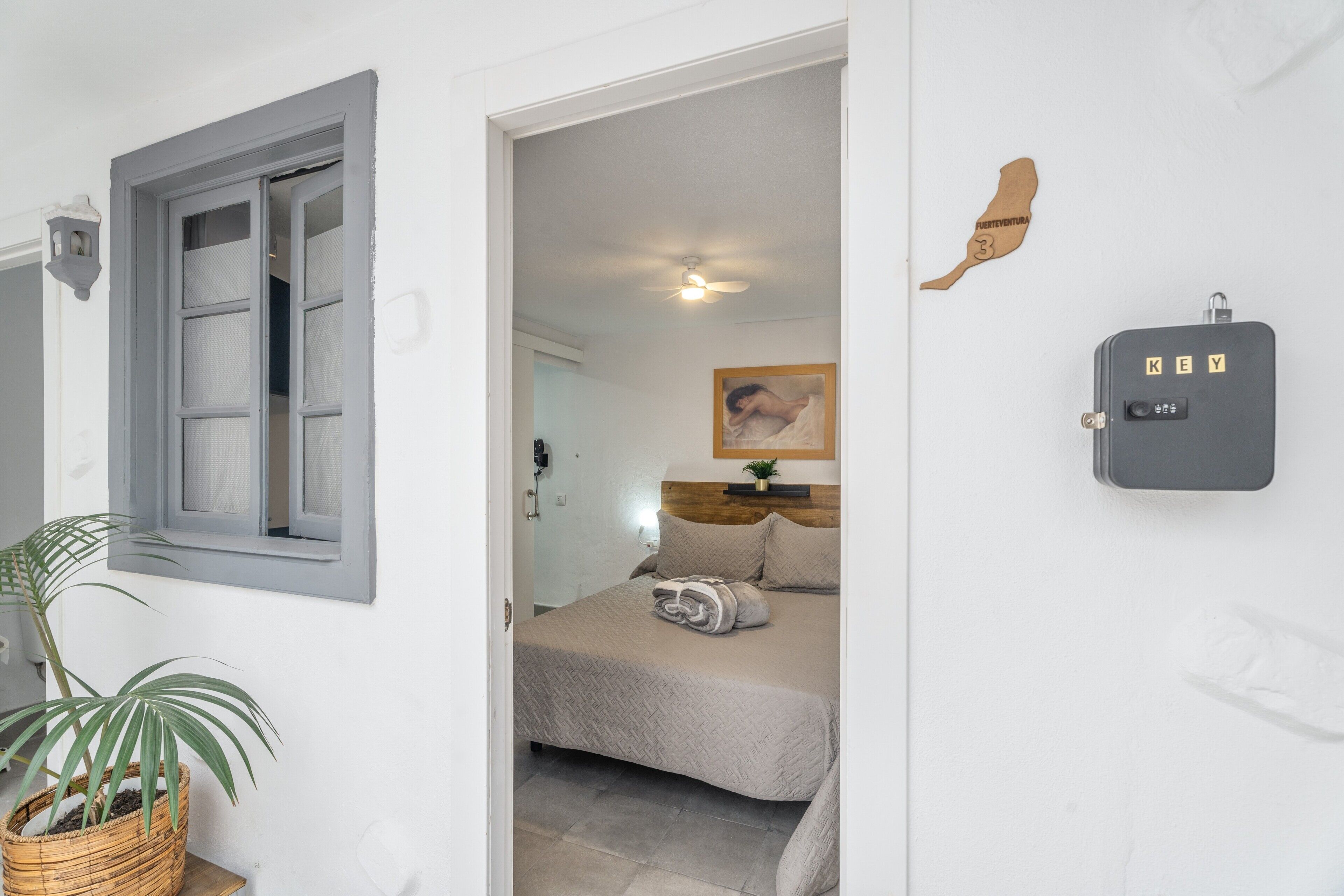 Strykejern/-brett, wi-fi og sengetøy