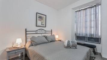 Bügeleisen/Bügelbrett, WLAN, Bettwäsche