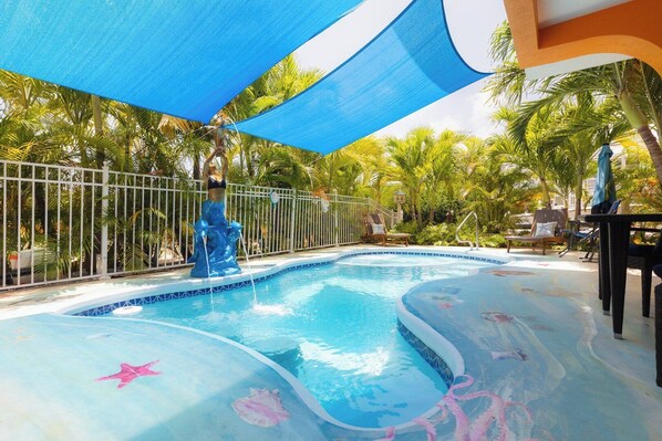 Outdoor pool, a heated pool