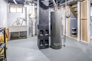 Interior - Mineola Bay Lakeview and Access  - Fully Furnished Monthly & Seasonal Rental in Fox Lake (Fox Lake)