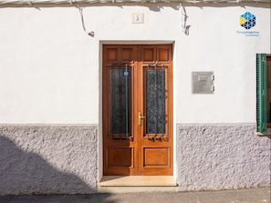 Exterior detail - Holiday Home 'Casa Guillermo' with Mountain View, Wi-Fi and Air Conditioning (Pollensa)