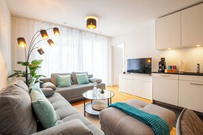 Smart TV - Special *EiNSTEiN I* Apartment (Basel)