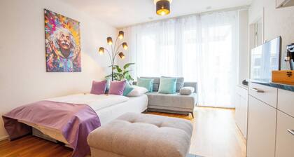 Special *EiNSTEiN I* Apartment