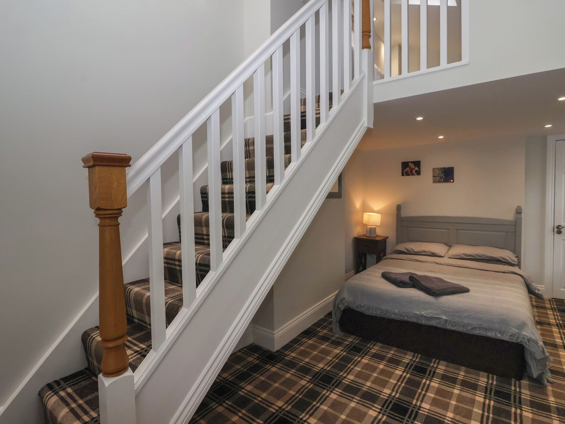 3 bedrooms, individually decorated, individually furnished, free WiFi