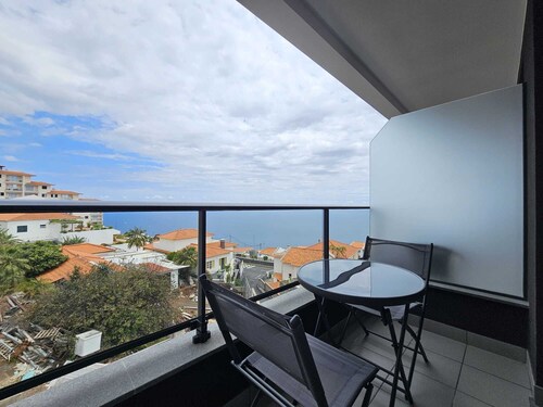 Sea View Garajau II by Rentallido