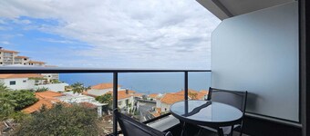 Sea View Garajau II by Rentallido