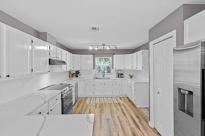 Private kitchen - Naples Waterfront Escape (Naples)