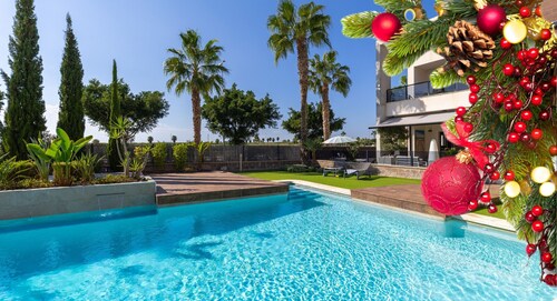 Laguna Rocher by Fidalsa