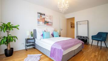 2 bedrooms, iron/ironing board, free WiFi, bed sheets