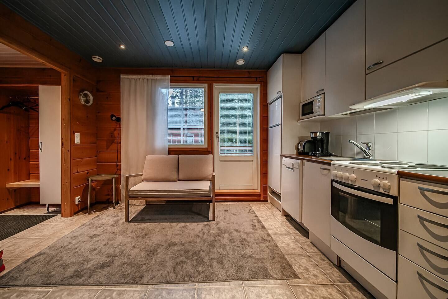 ثلاجة، ميكروويف، فرن، موقد طهي مسطح