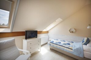 2 makuuhuonetta, silitysrauta/-lauta, Wi-Fi, vuodevaatteet