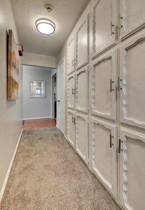 Interior - Sandia Mountains Sanctuary (Albuquerque)