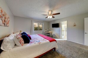 3 Schlafzimmer, Bügeleisen/Bügelbrett, Internetzugang, Bettwäsche