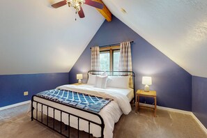 3 bedrooms, internet, bed sheets