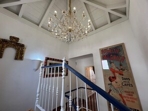 Interior - Chalet 'Villa Amira' with Sea Views, Wi-Fi, and Air Conditioning (Benahavís)