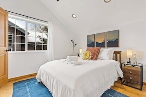 2 habitaciones, tabla de planchar con plancha, cuna de viaje y wifi 
