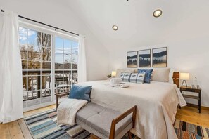 2 soverom, strykejern/-brett, reiseseng for barn og wi-fi