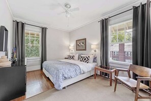 1 bedroom, desk, iron/ironing board, travel crib - Chic 1BR King Condo | Elizabeth-Plaza Midwood (Charlotte)