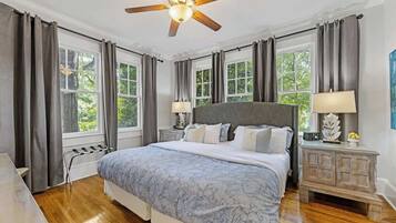 Iron/ironing board, travel crib, WiFi, bed sheets