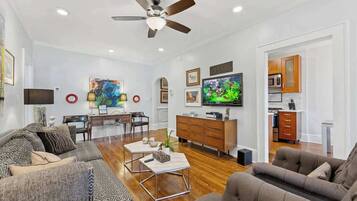 Televisie en een kantoor