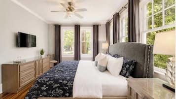 2 bedrooms, desk, iron/ironing board, travel crib