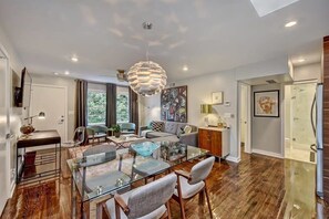 TV, offices - Trendy Myers Park 1BR King Condo | Queens Rd (Charlotte)