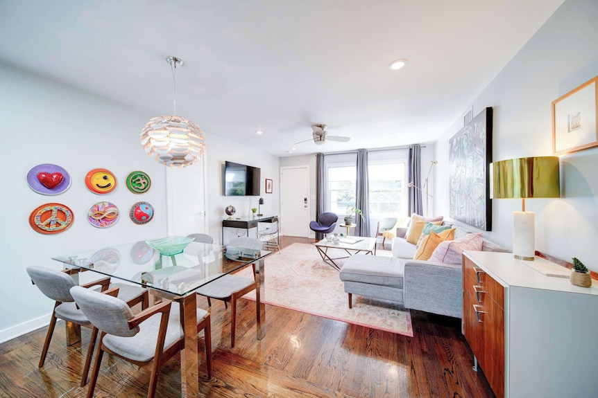 Stylish Myers Park King Suite · Free Parking · Near Uptown - Charlotte, NC