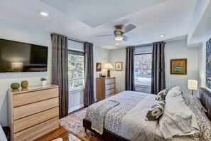 1 chambre, fer et planche à repasser, lit parapluie, Wi-Fi