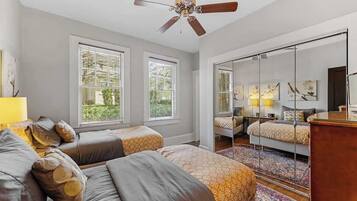 2 Schlafzimmer, Bügeleisen/Bügelbrett, Reisekinderbett, WLAN