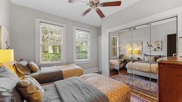 2 bedrooms, desk, iron/ironing board, travel cot