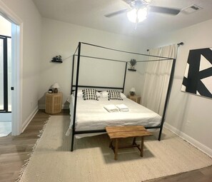 4 bedrooms, iron/ironing board, travel crib, free WiFi - Tigers Geaux Crazy at The Wild LSU Jungle - KC7049 (Baton Rouge)