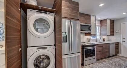 Modern Myers Park 1BR · Ground Floor · Free Parking · near Atrium CMC & Uptown