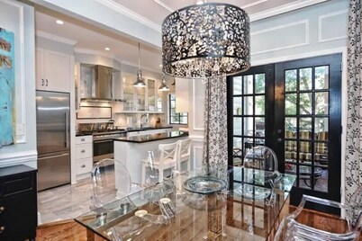 Plush Myers Park 2BR King Condo | Porch | Private