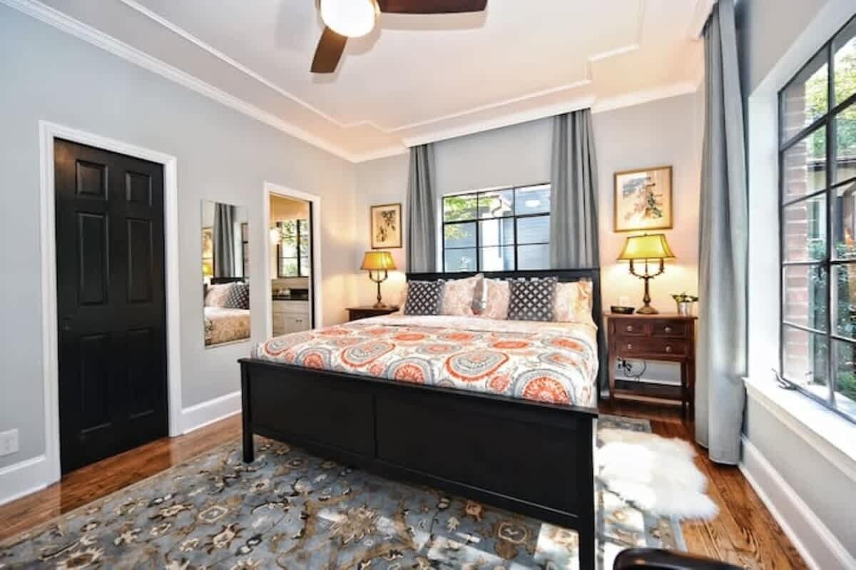 2 bedrooms, iron/ironing board, travel crib, WiFi