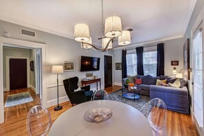 تلفزيون، مكتب