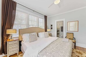 2 bedrooms, desk, iron/ironing board, travel cot