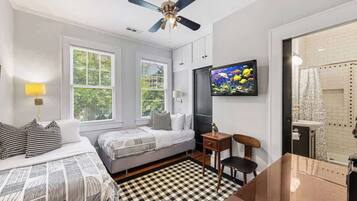 2 bedrooms, iron/ironing board, travel crib, WiFi