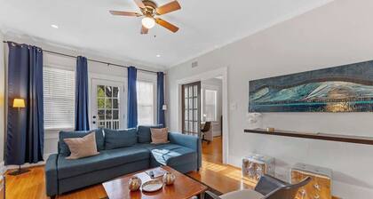 The Home Collection: Pet-Friendly King Suite w/ Balcony near South End & Atrium