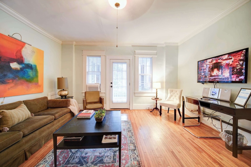 The Home Collection: King Suite Near Atrium Cmc & Uptown Clt - Cotswold - Charlotte
