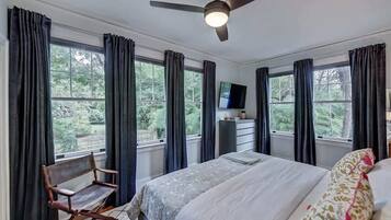 2 bedrooms, iron/ironing board, travel crib, WiFi