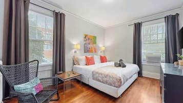 1 bedroom, iron/ironing board, travel cot, WiFi