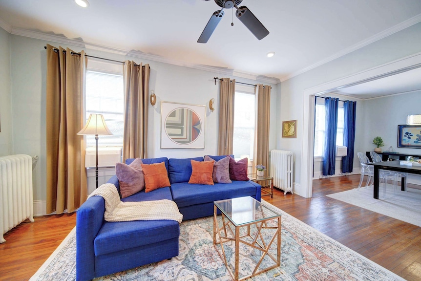 Historic Elizabeth Retreat | Private Porch & King Suite | 1st Floor Ease - Charlotte
