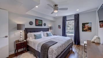 1 bedroom, iron/ironing board, travel crib, WiFi