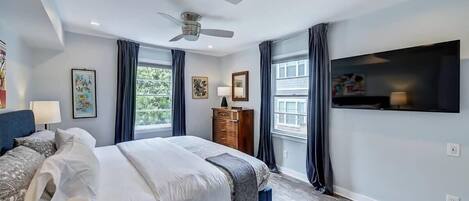 1 chambre, fer et planche à repasser, lit parapluie, Wi-Fi