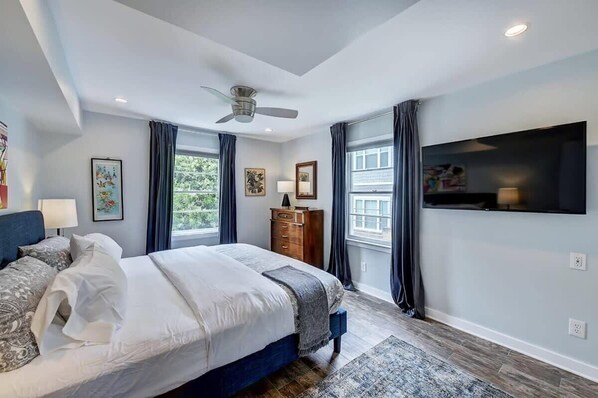 1 غرفة نوم ومكواة/لوح كي وسرير سفر وواي فاي