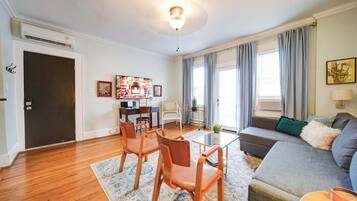 Televisio, työhuone