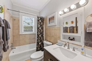 Shower, hair dryer - Historic Dilworth 1BR Condo · King Bed · Balcony (Charlotte)