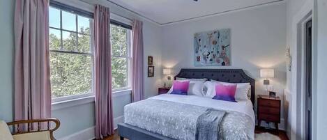 2 chambres, fer et planche à repasser, lit parapluie, Wi-Fi