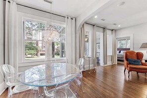 Interior - Refined Myers Park 2BR King Condo | Sunroom (Charlotte)