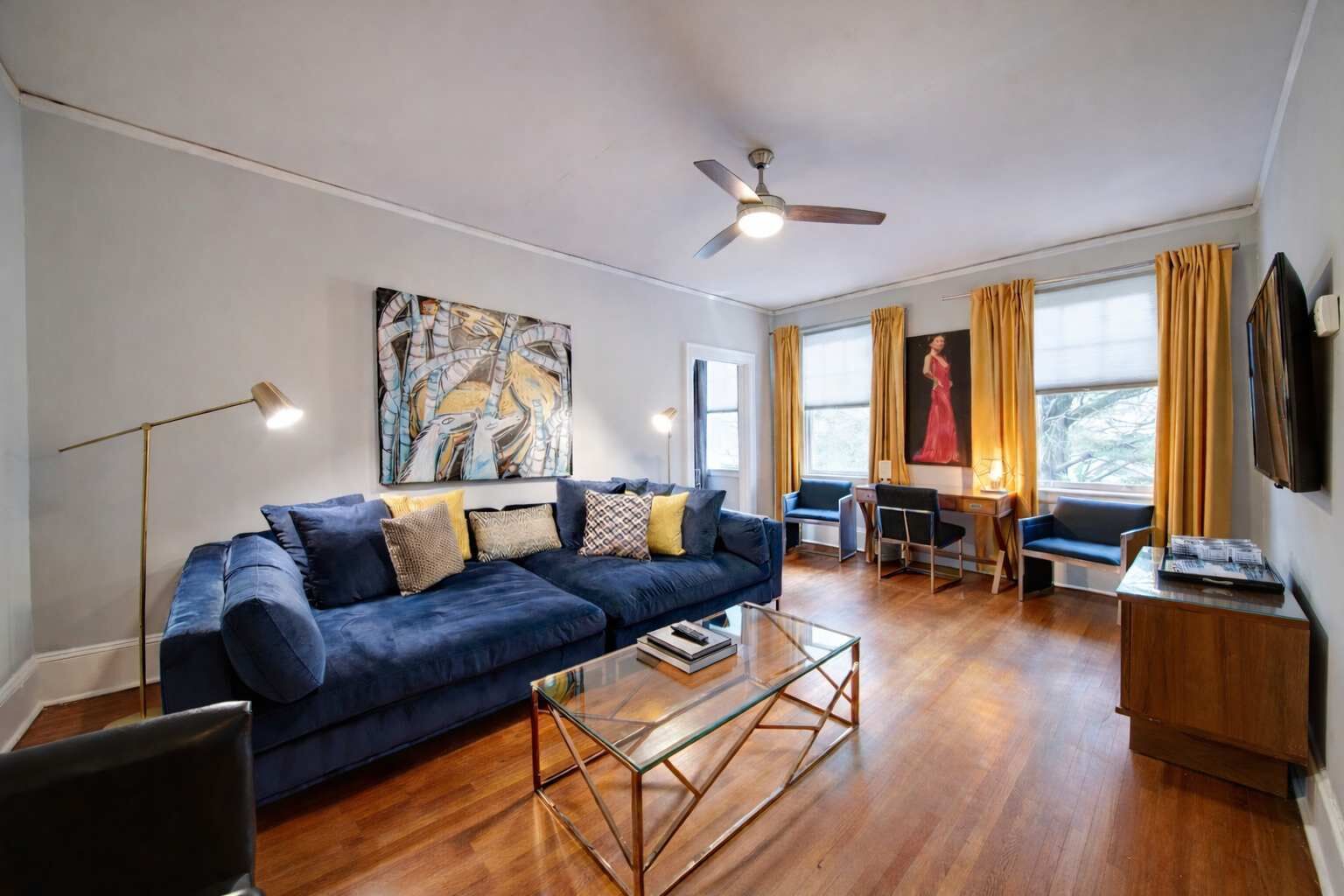 テレビ、書斎 / ワークスペース